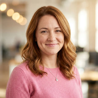 Emily Watson, manager Klantenservice bij Meta AI